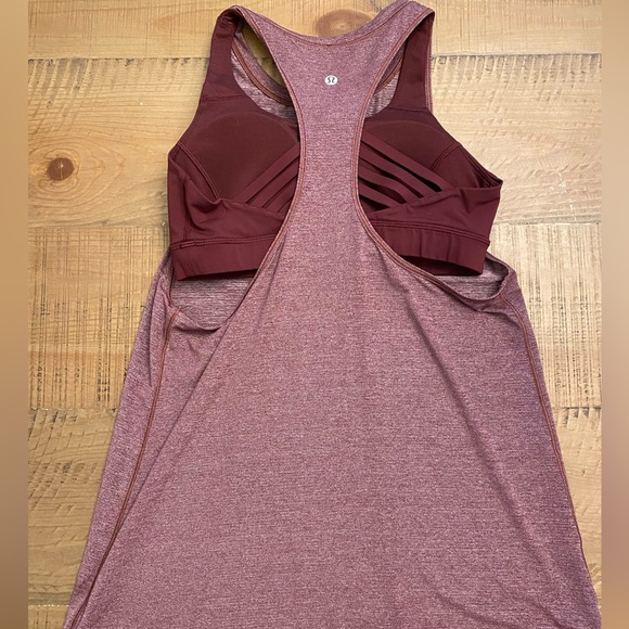 Lululemon Yoga tank top with sports bra - Picture 2 of 5